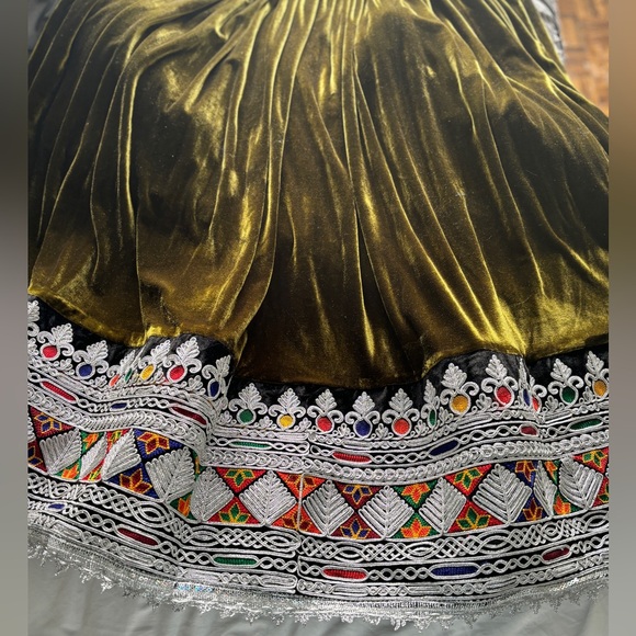 New - Picture 3 of 3